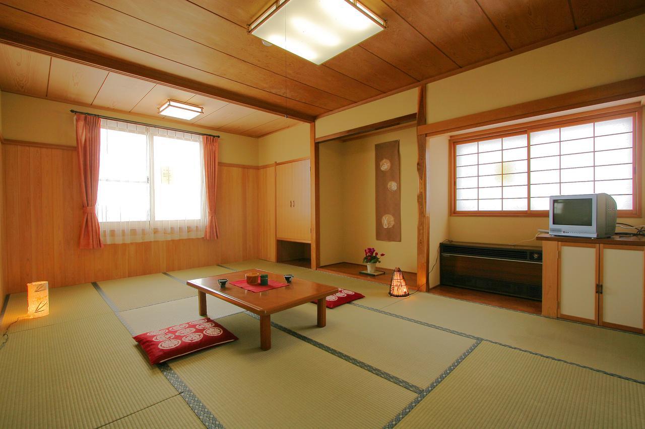 Hotel Araragi Yamanouchi  Exterior foto